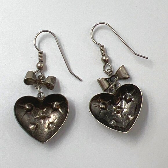 Pierced Earrings Heart Bow Women French Wire Silver Black Rhinestone - Picture 2 of 2